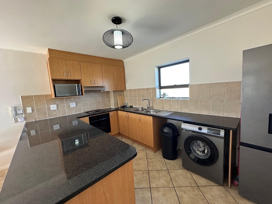 2 Bedroom Property for Sale in Whispering Pines Western Cape